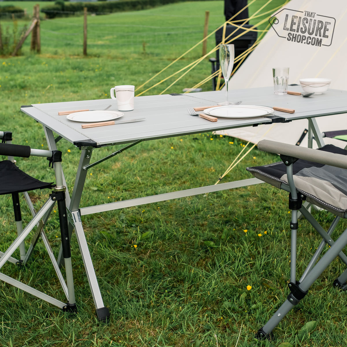6 person folding table and best sale chairs